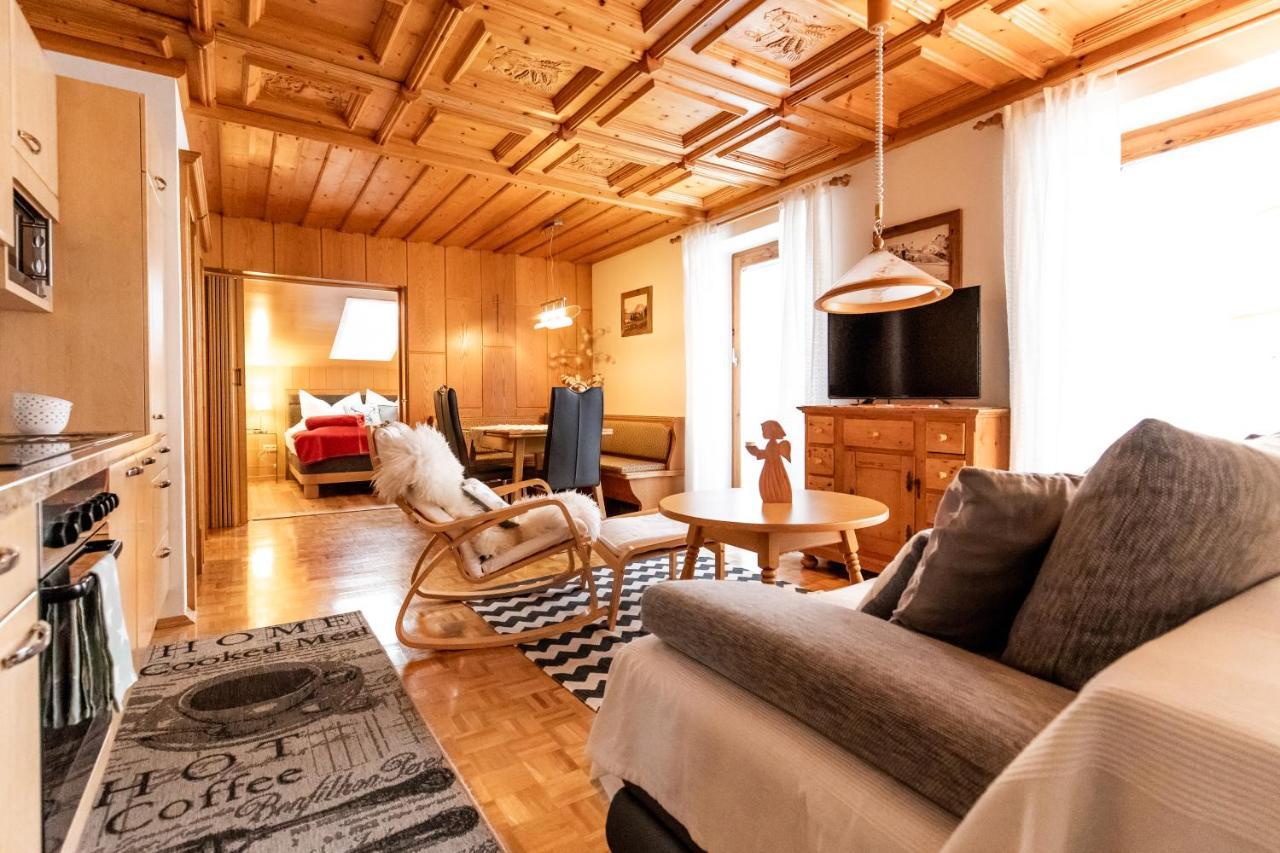 Im Gaestehaus Warter In Altenmarkt Apartment