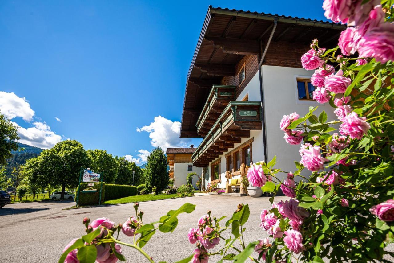 Im Gaestehaus Warter In Altenmarkt *